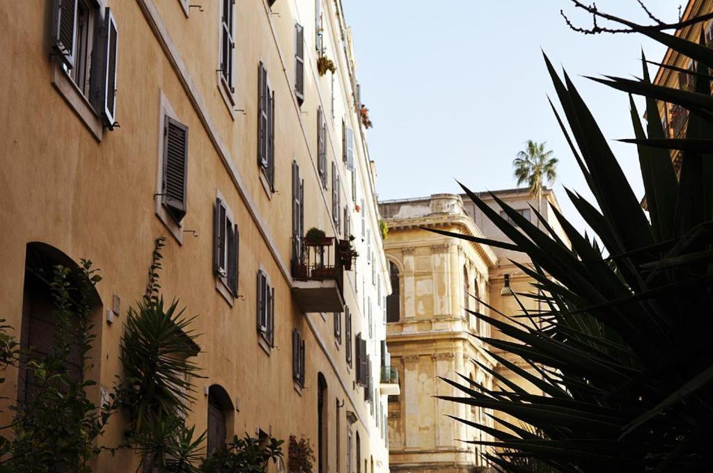 Colosseo Flats And Penthouse Рим Экстерьер фото